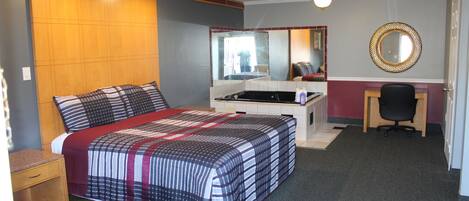 Ropa de cama de alta calidad y escritorio