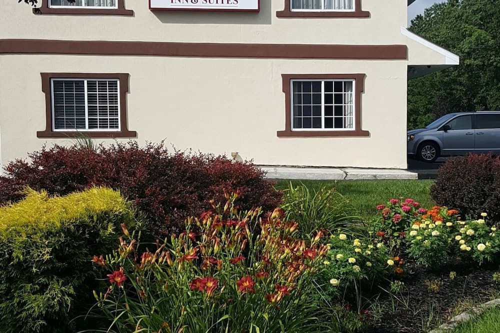 Atrium Inn