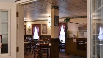 Daily full breakfast for a fee