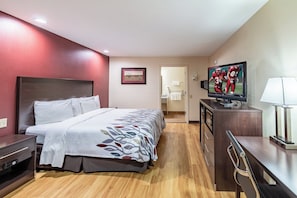 Superior Room, 1 King Bed with Sofa bed, Accessible, Non Smoking (Roll-In Shower) | Cribs (free), WiFi (free), alarm clocks, bed sheets - Red Roof Inn Buffalo, TX (Buffalo)