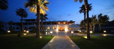 Entrée de l’hébergement