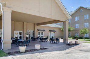 Terrace/patio - Homewood Suites Covington (Covington)