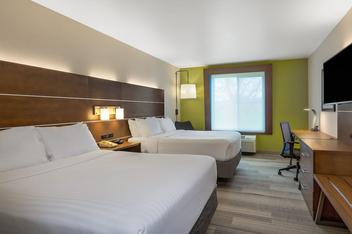 1 bedroom, in-room safe, desk, laptop workspace