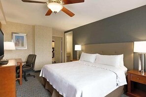 Premium bedding, in-room safe, desk, iron/ironing board