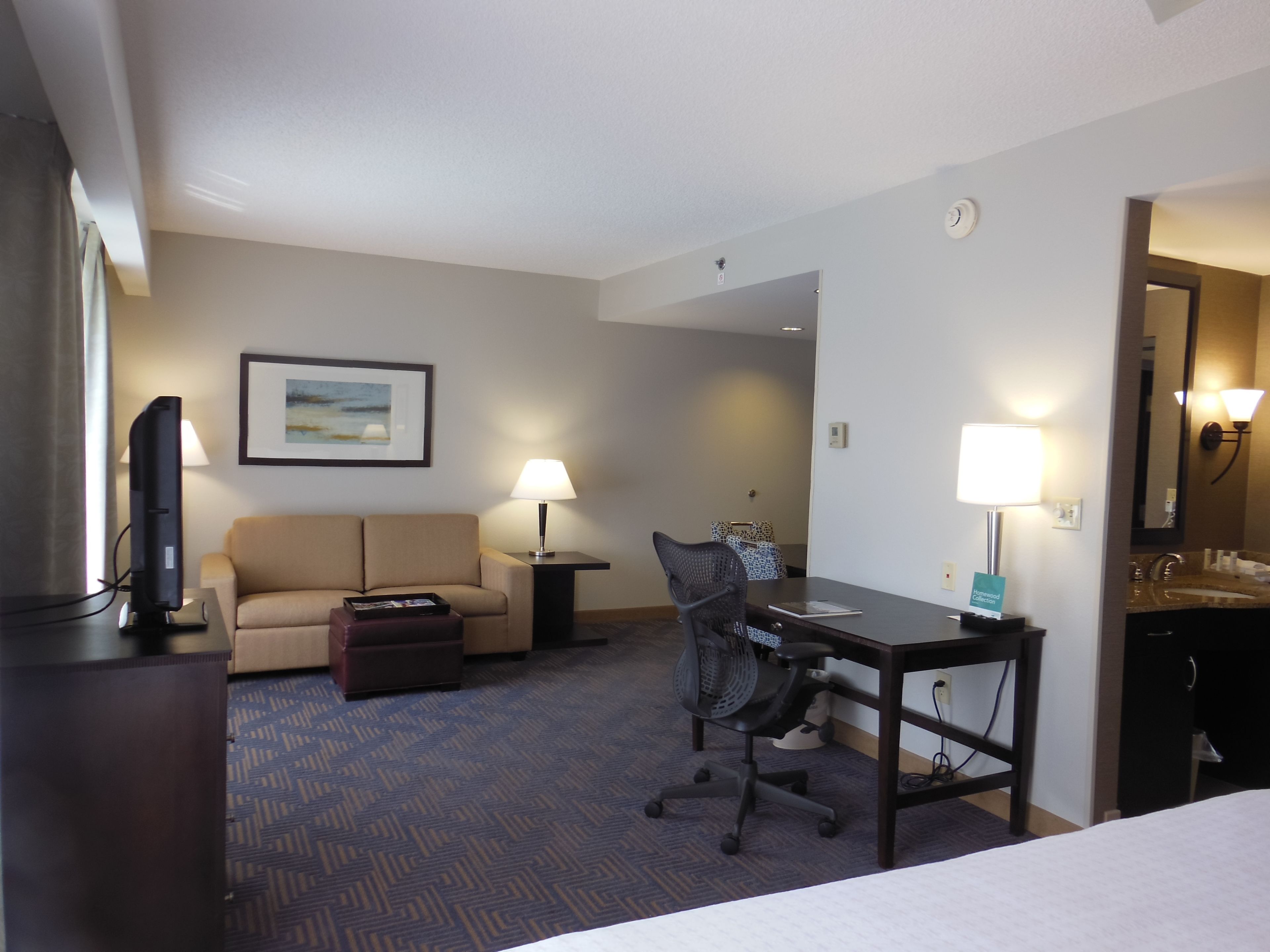 studio suite, 1 king bed, non smoking | premium bedding, pillow-top beds, in-room safe, blackout curtains