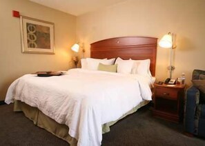 Premium bedding, in-room safe, desk, blackout curtains - Hampton Inn Rutland (Rutland)