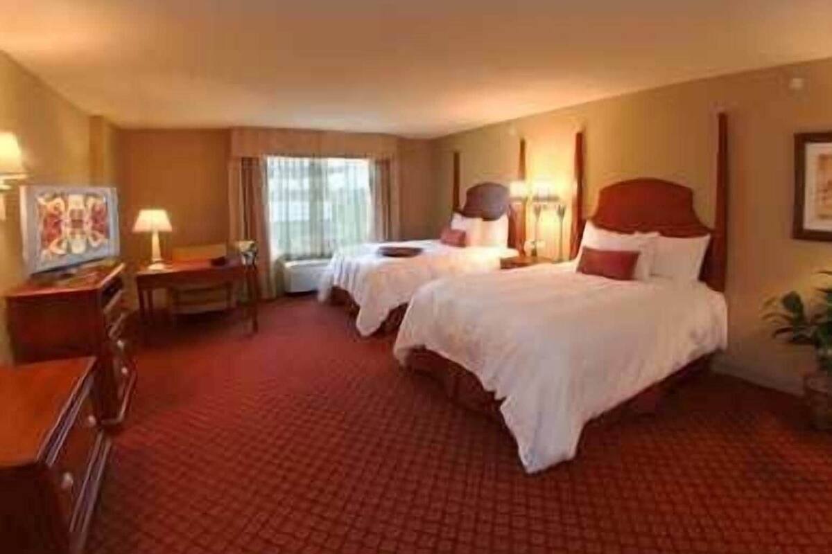 In-room safe, desk, iron/ironing board, free cribs/infant beds