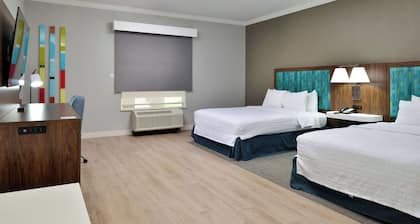 Hampton Inn & Suites Greenville