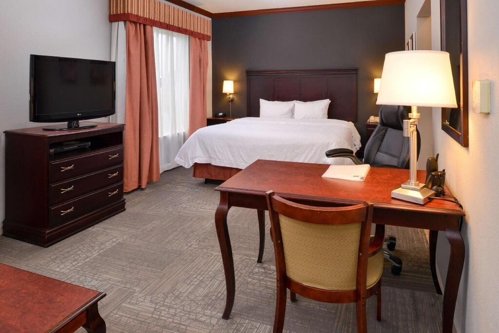 In-room safe, desk, iron/ironing board, free cribs/infant beds