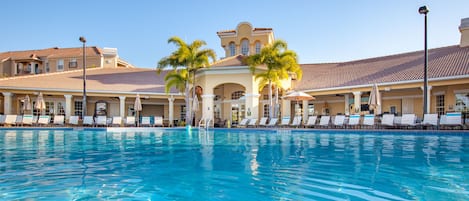 2 outdoor pools, sun loungers