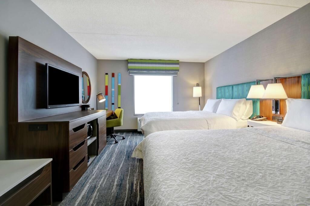 In-room safe, desk, laptop workspace, soundproofing