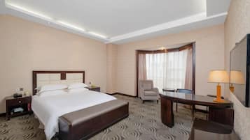 Minibar, in-room safe, alarm clocks