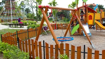 Aire de jeux - extérieure