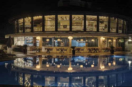 Santa Marina Holiday Village