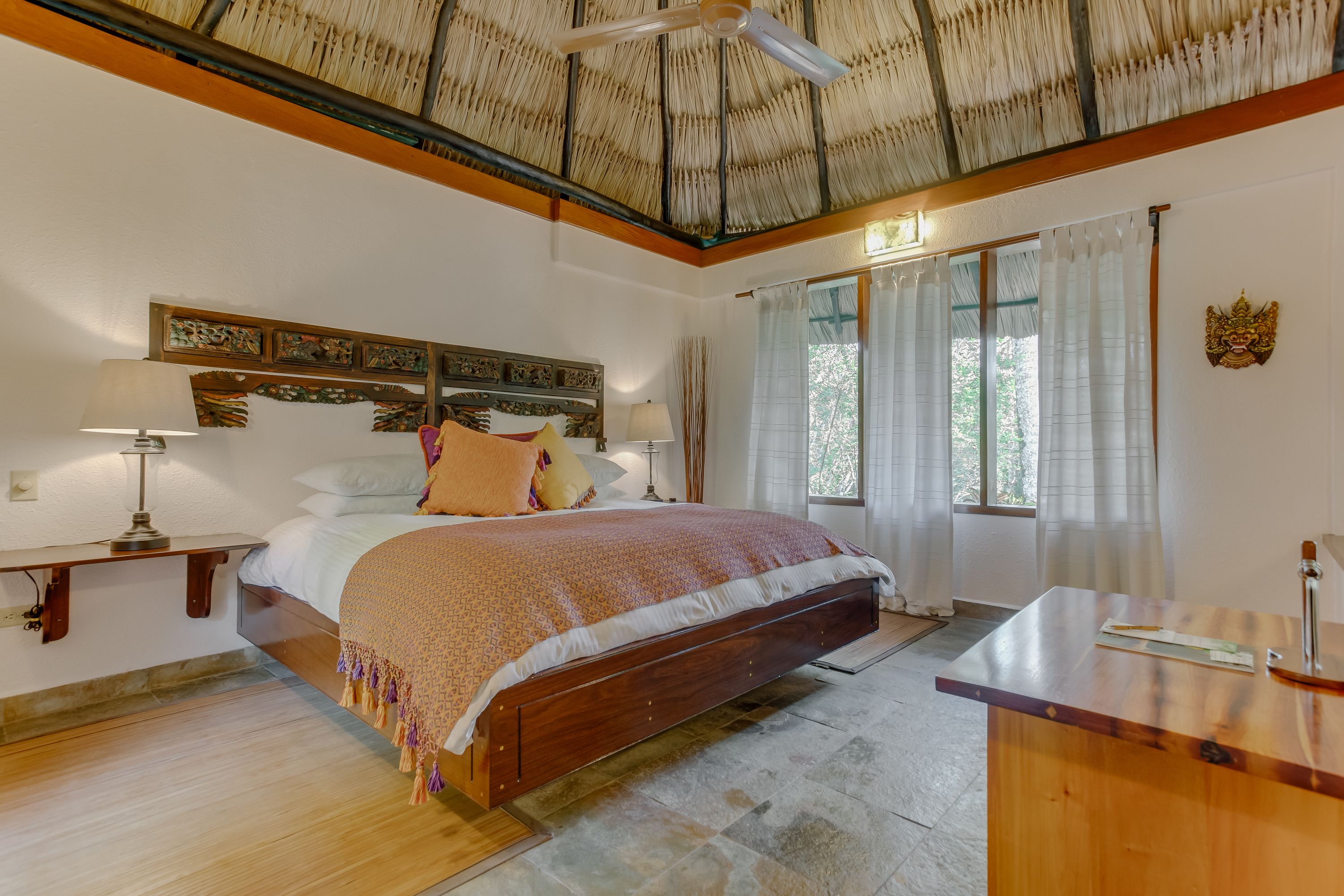 rainforest cottage double room | in-room safe, individually decorated, individually furnished, desk
