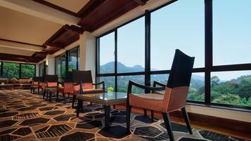 2 restaurants, breakfast, lunch, dinner served; Mediterranean cuisine