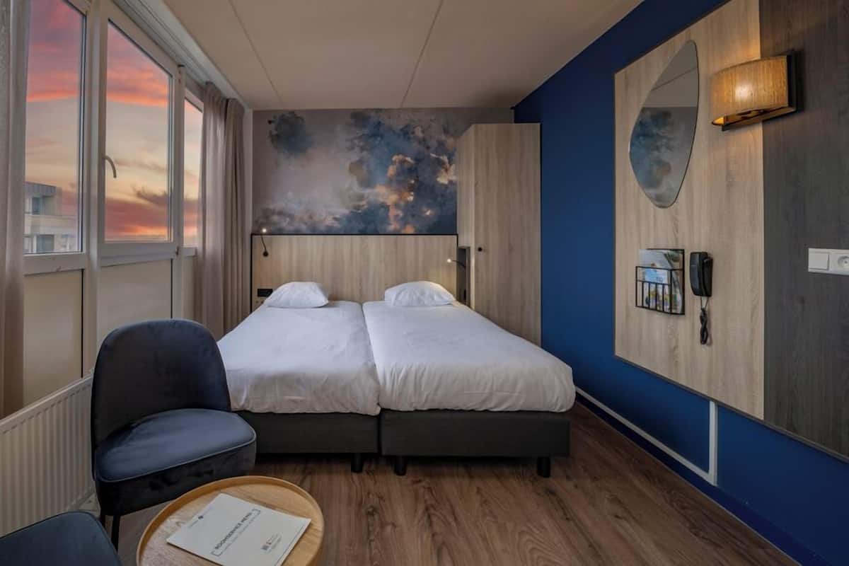 Coffres-forts dans les chambres, Wi-Fi gratuit, draps fournis