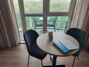 Balcony - Fletcher Hotel-Restaurant Zeeduin (Wijk aan Zee)