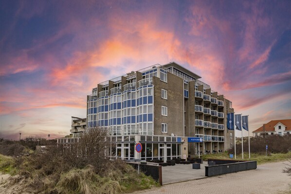 Exterior - Fletcher Hotel-Restaurant Zeeduin (Wijk aan Zee)