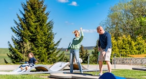 Mini-golf