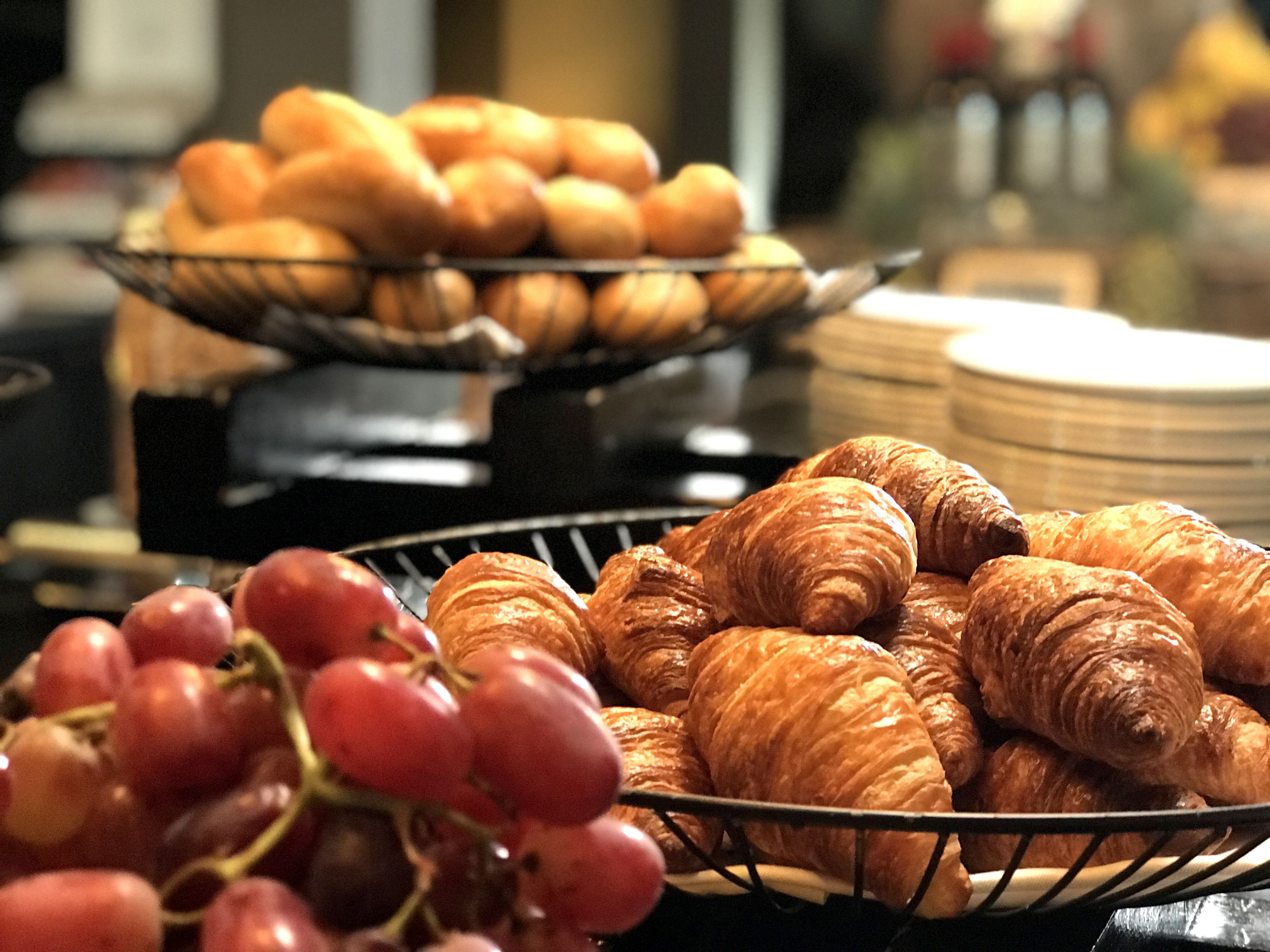 Daily buffet breakfast (EUR 10.00 per person)