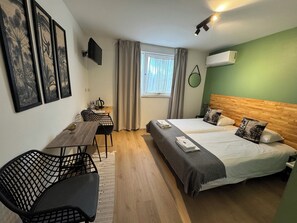 Deluxe Double Room (Plus)