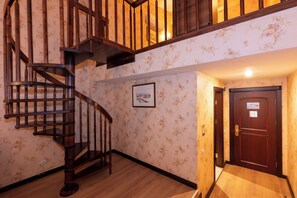 Family Room | Hypo-allergenic bedding, minibar, in-room safe, desk - Pera Rose Hotel & SPA - Special Class (Istanbul)