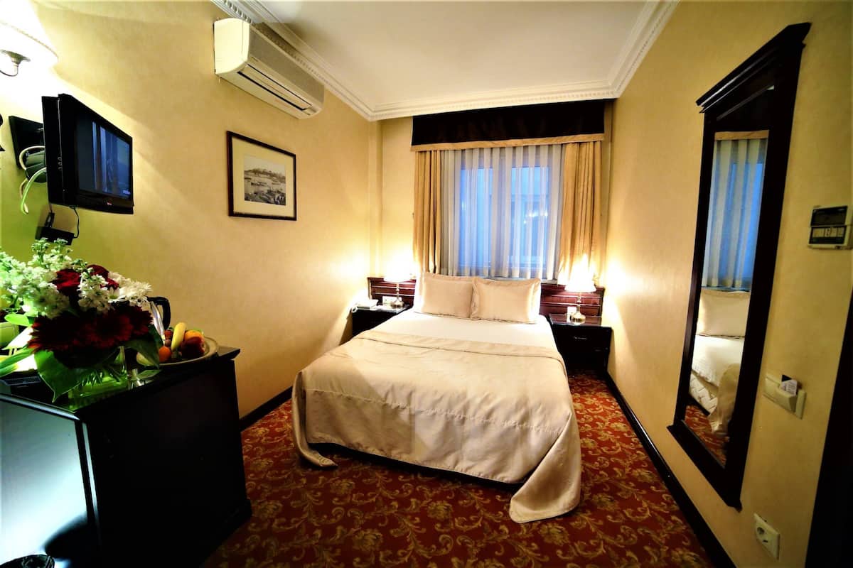 1 habitación, ropa de cama hipoalergénica y minibar