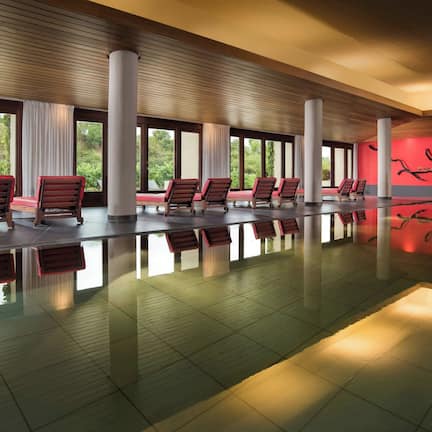 Couples treatment rooms, sauna, steam room, Turkish bath
