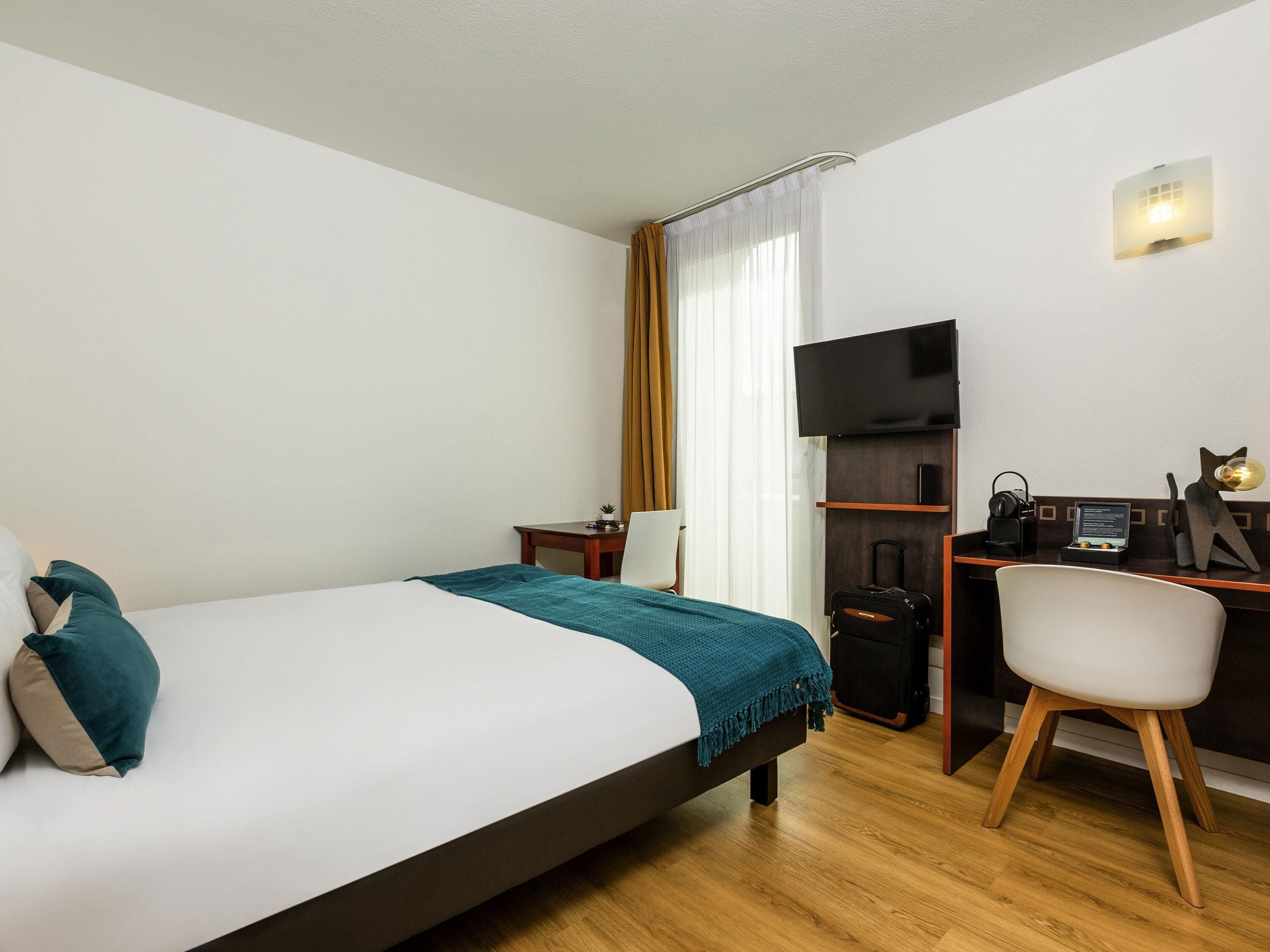 Superior Studio, 1 Double Bed (Large) | In-room safe, desk, soundproofing, iron/ironing board