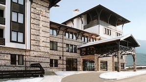 숙박 시설 입구