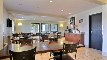 Petit déjeuner continental compris tous les jours