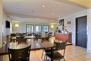 Petit déjeuner continental compris tous les jours