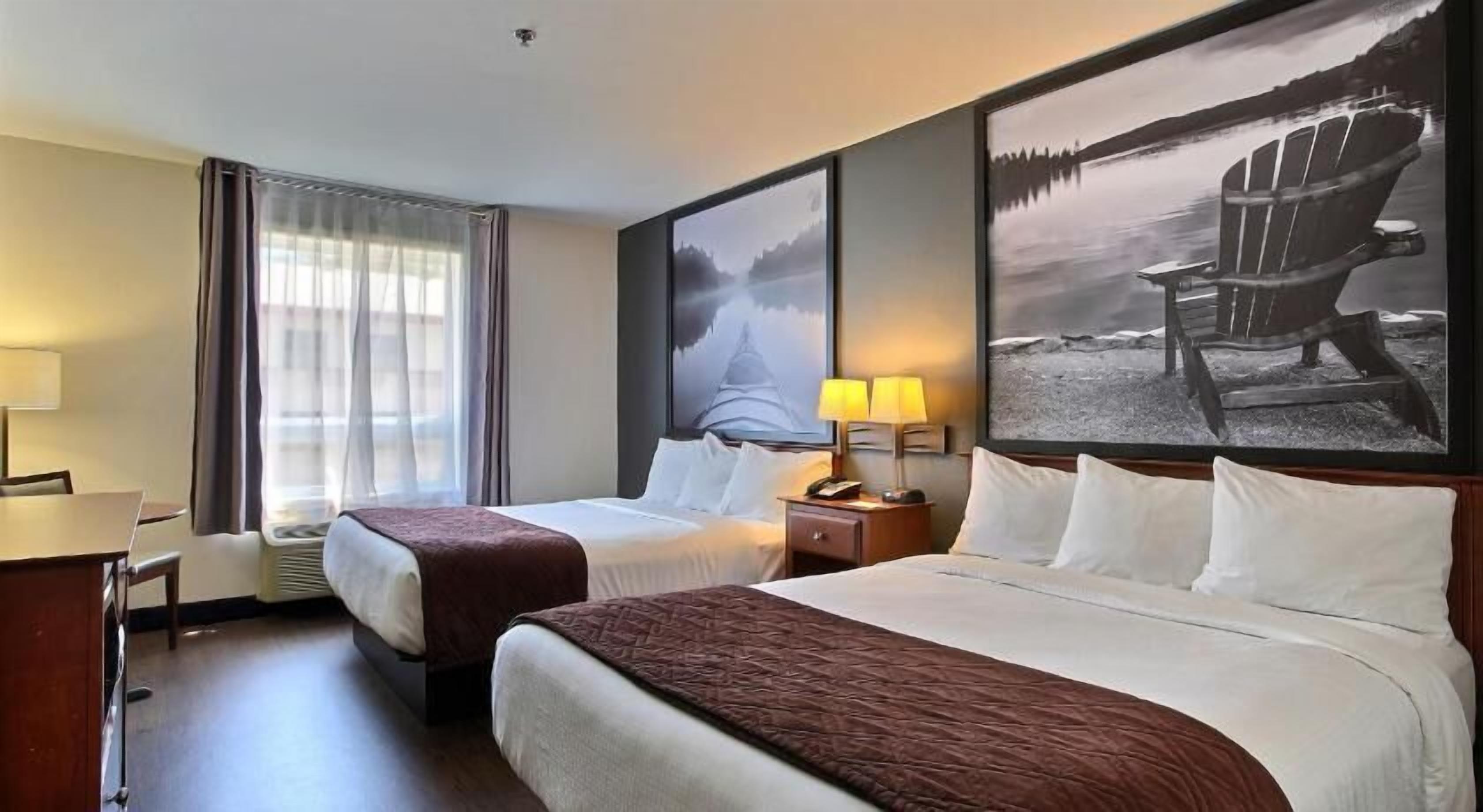 デスク、遮光カーテン、アイロン / アイロン台、WiFi (無料)