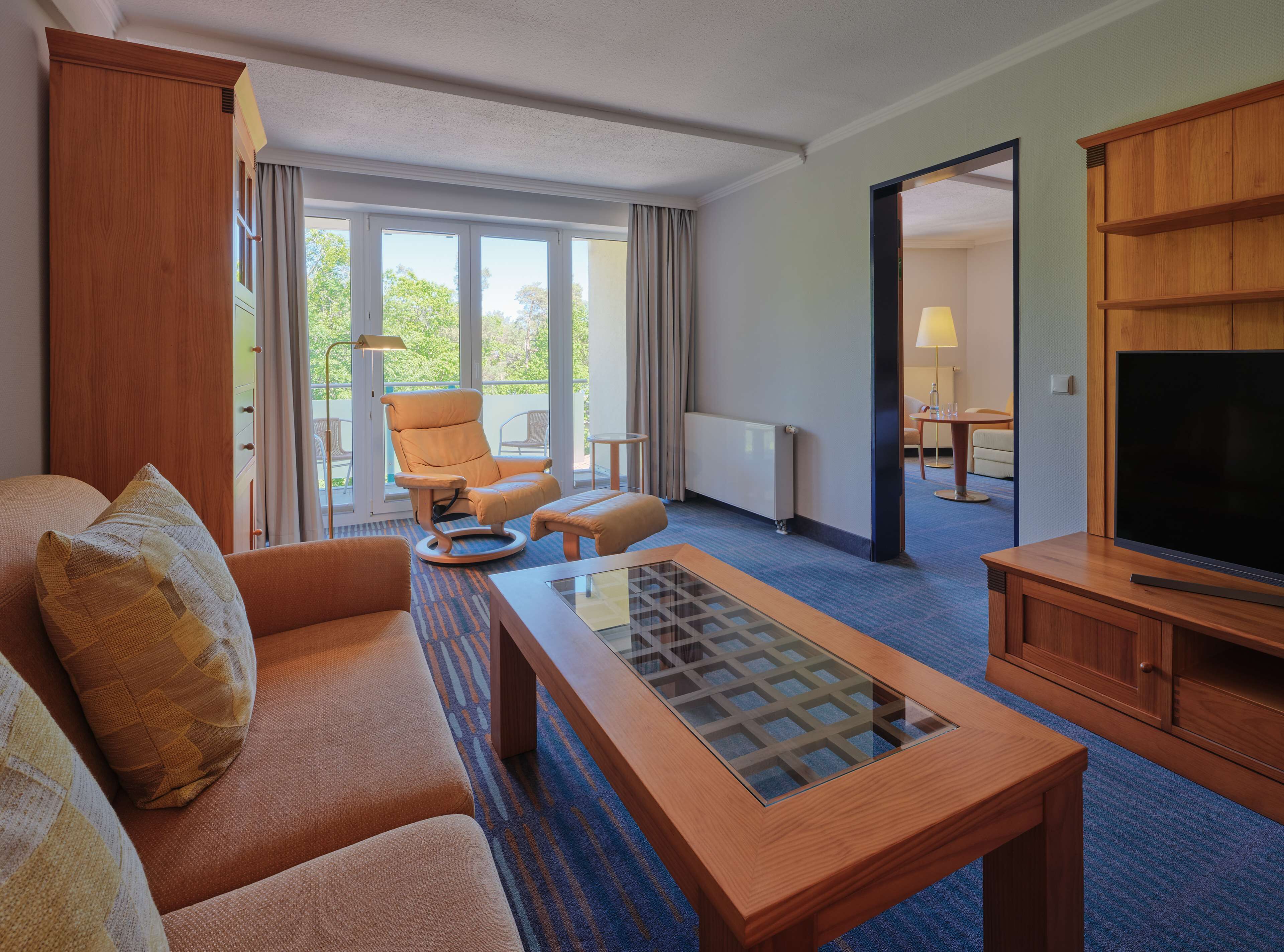 1 bedroom, in-room safe, desk, iron/ironing board