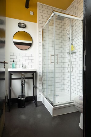 Shared bathroom - Malacuna Manchester (Manchester)