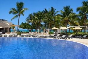 Outdoor pool - Catalonia Playa Maroma – All Inclusive (Playa del Carmen)