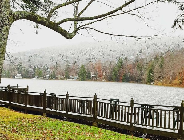 Exterior - The Inn at Starlight Lake (Starlight)