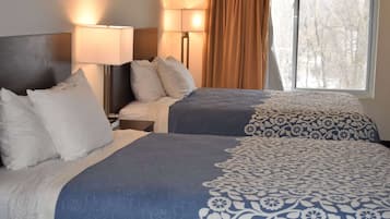 Room, 2 Queen Beds, Non Smoking