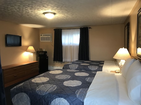 Family Suite. Moonlite Motel Niagara Falls