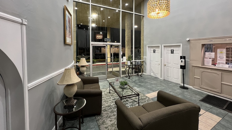 Hometown Inns North Hills