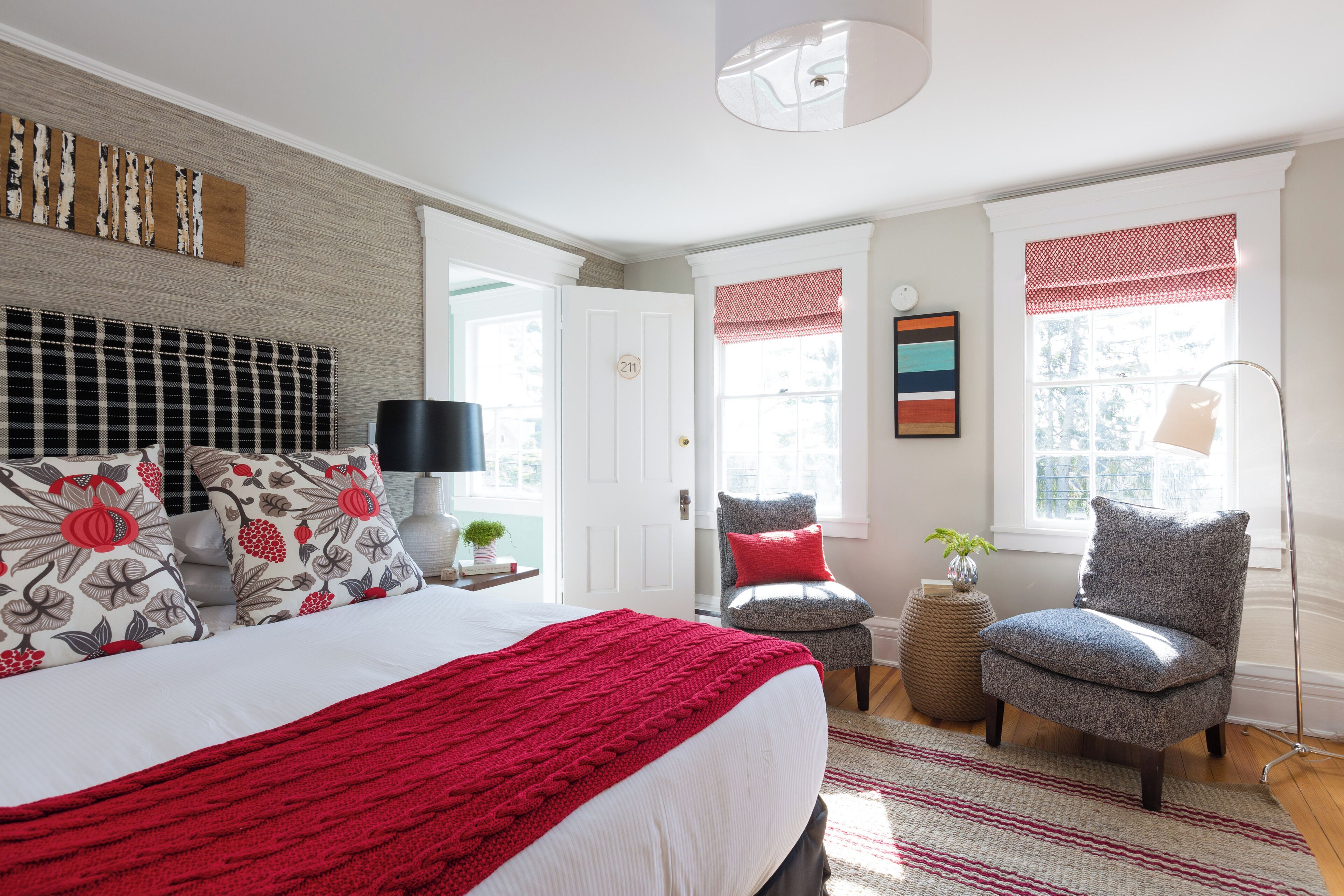 1 chambre, literie de qualité, fer et planche à repasser