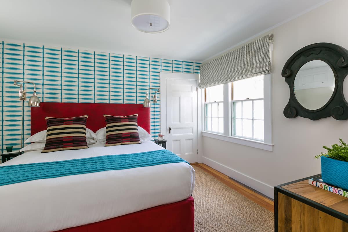 superior suite, 1 king bed with sofa bed | premium bedding, iron/ironing board, free wifi, bed sheets