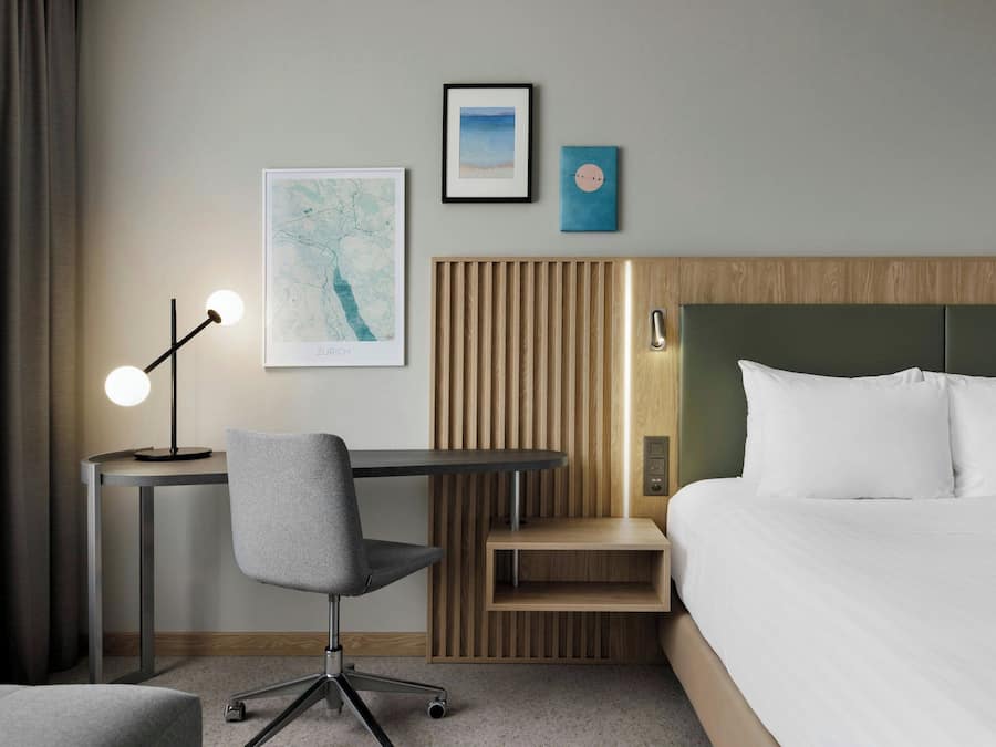 Premium bedding, in-room safe, desk, laptop workspace