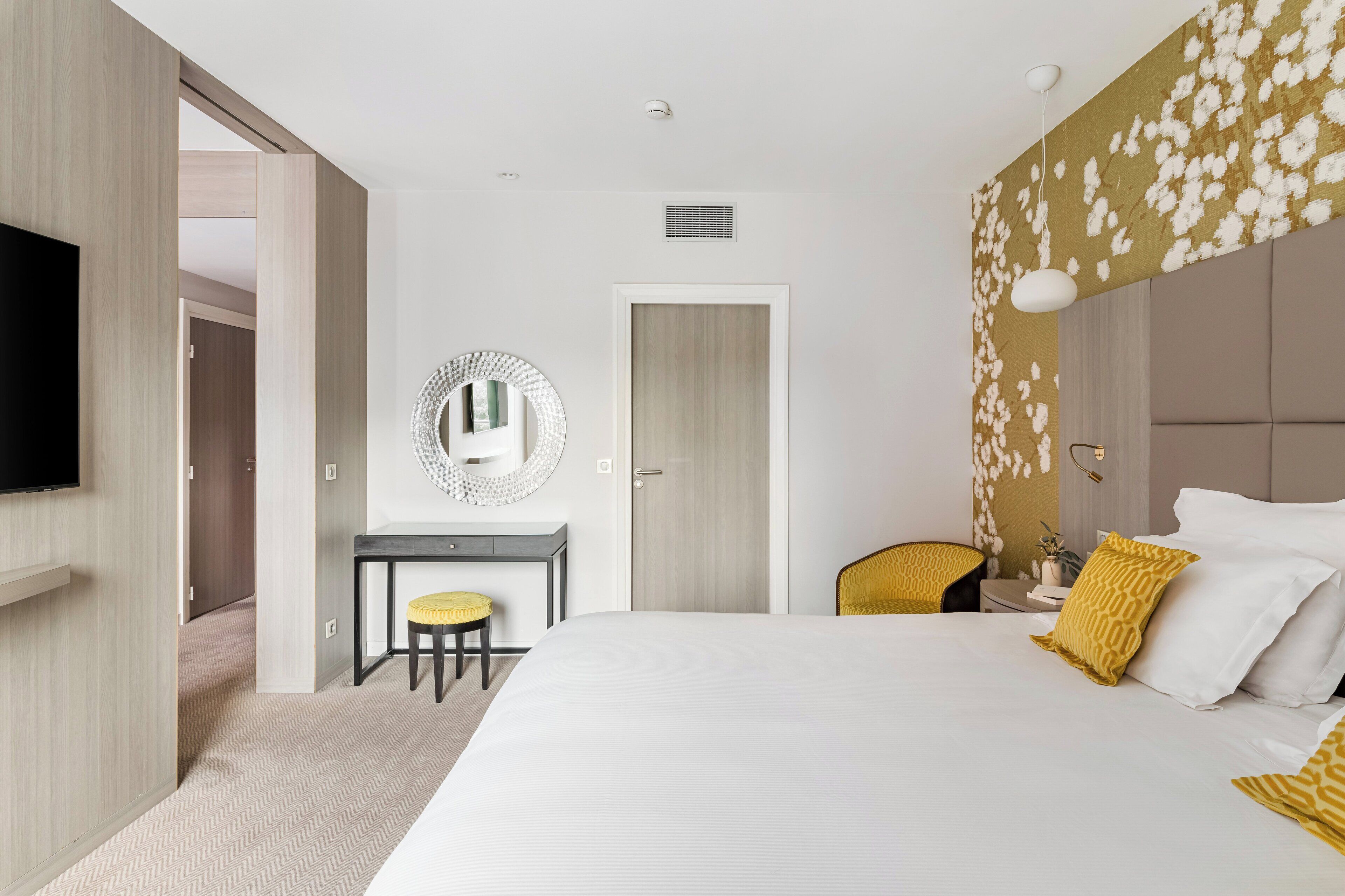 Suite, 1 Queen-Bett, Balkon | Zimmersafe, Schreibtisch, Verdunkelungsvorhänge, schallisolierte Zimmer