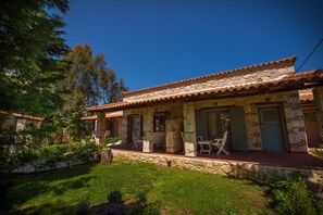 Exterior - Petrino Suites Hotel (Kassandra)