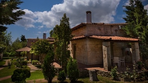 Exterior - Petrino Suites Hotel (Kassandra)