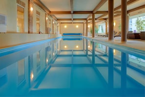 Indoor pool - Romantic Boutique Hotel & Spa (Panevezys)