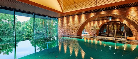 Indoor pool, outdoor pool