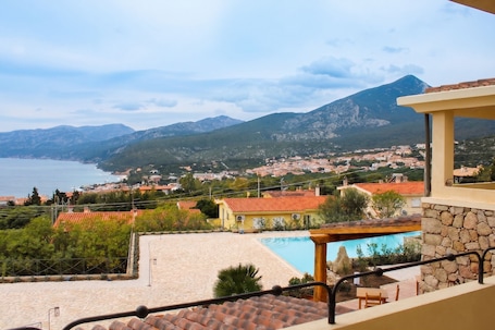 Exterior. Hotel Villa Gustui Maris